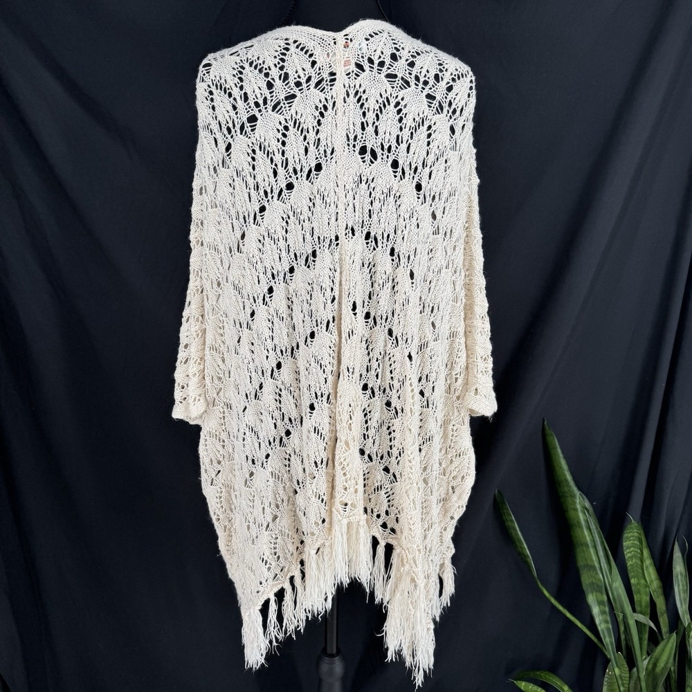 Coastal Cowgirl Boho Crochet Shawl M Oversized Fringe Cream Layering Open Knit - Picture 3 of 6